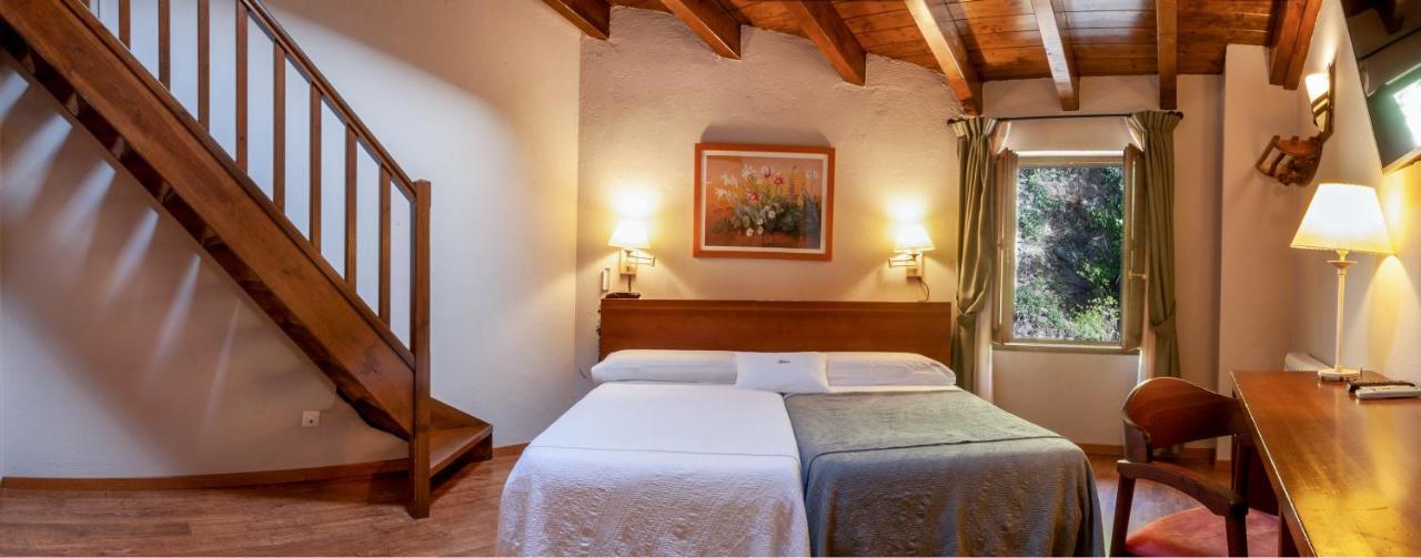 Hotel Fonda Merce Llivia Exteriér fotografie