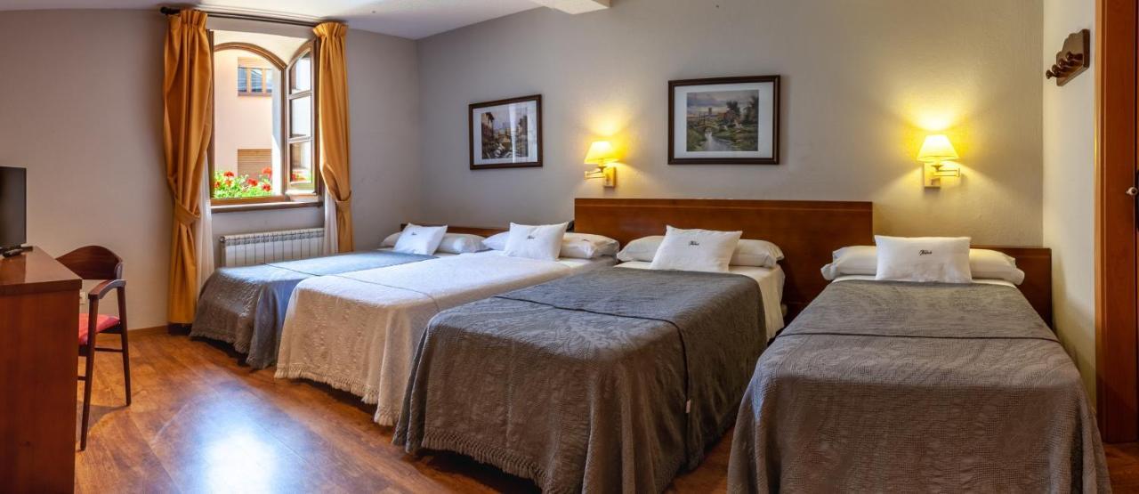 Hotel Fonda Merce Llivia Exteriér fotografie