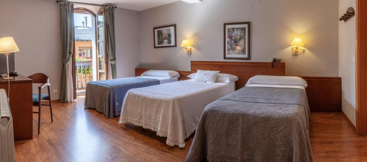 Hotel Fonda Merce Llivia Exteriér fotografie